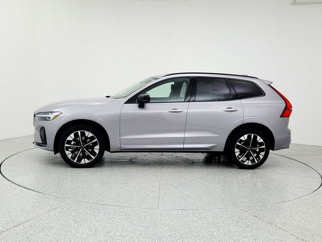 New 2026 Volvo XC60 B5 Plus w/ Climate Package image 8