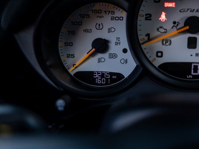 Certified 2025 Porsche 718 Cayman GT4 RS w/ Weissach Package image 48