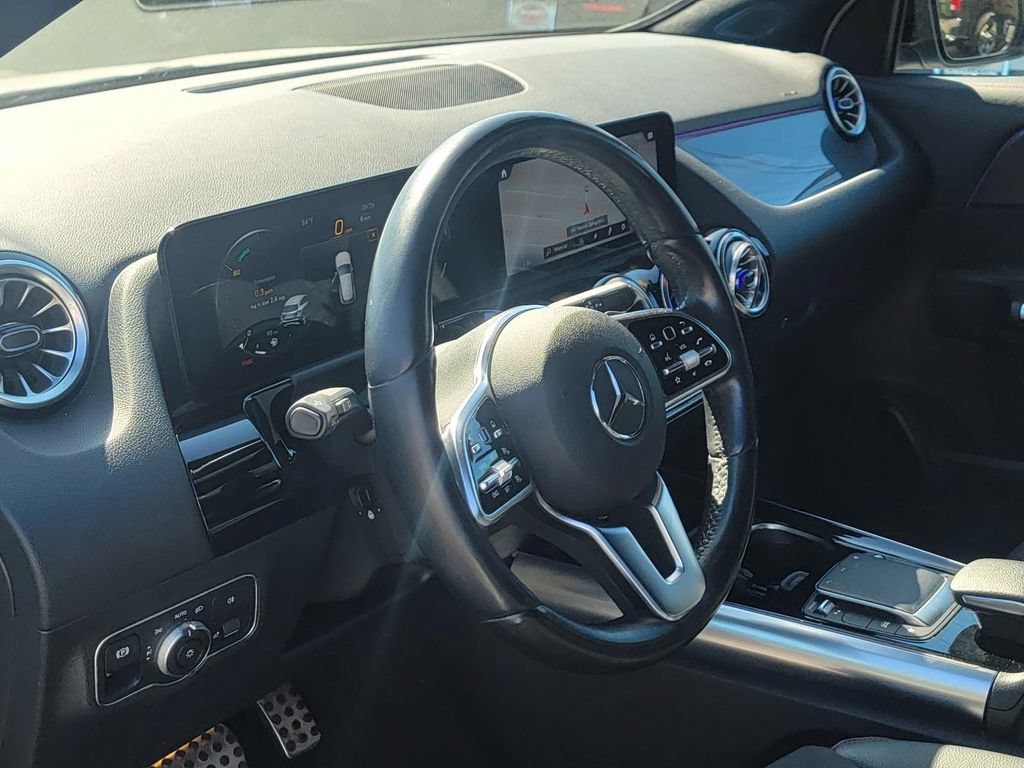 Used 2022 Mercedes-Benz GLA 250 4MATIC image 12