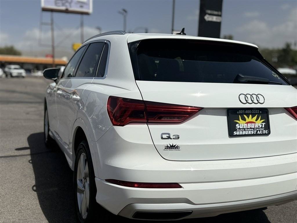 Used 2021 Audi Q3 2.0T Premium AWD/4WD image 14