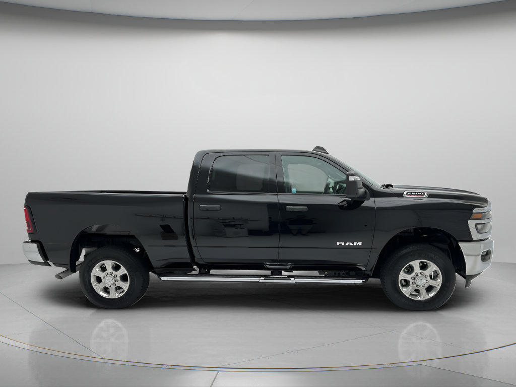 Used 2026 RAM 2500 Big Horn AWD/4WD image 4
