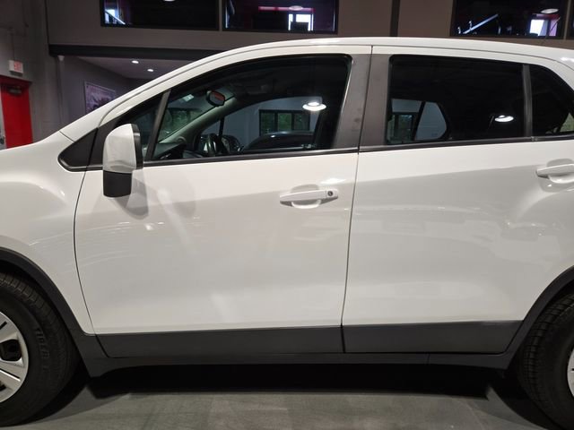 Used 2017 Chevrolet Trax LS image 6