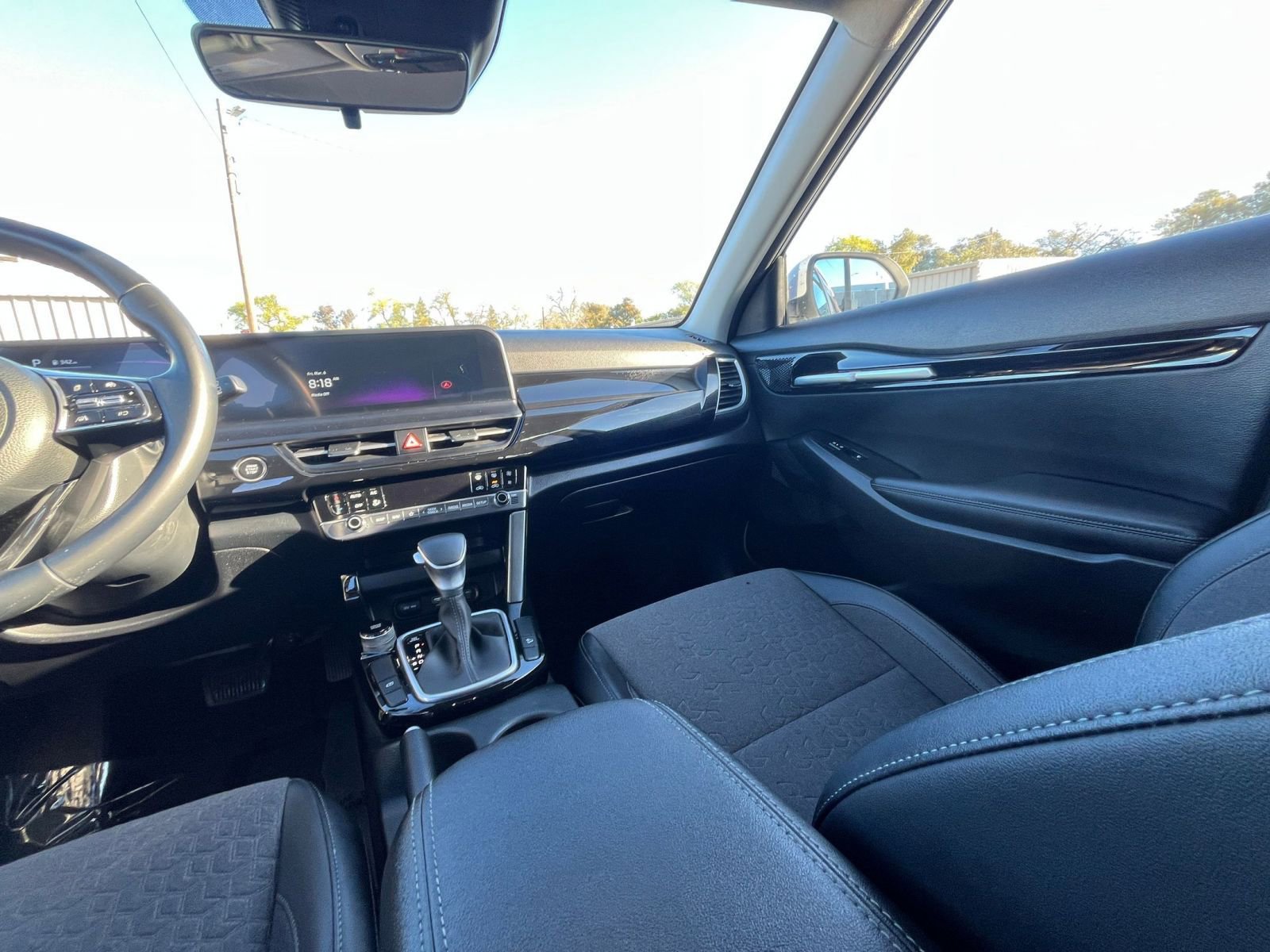 Used 2025 Kia Seltos S FWD image 35