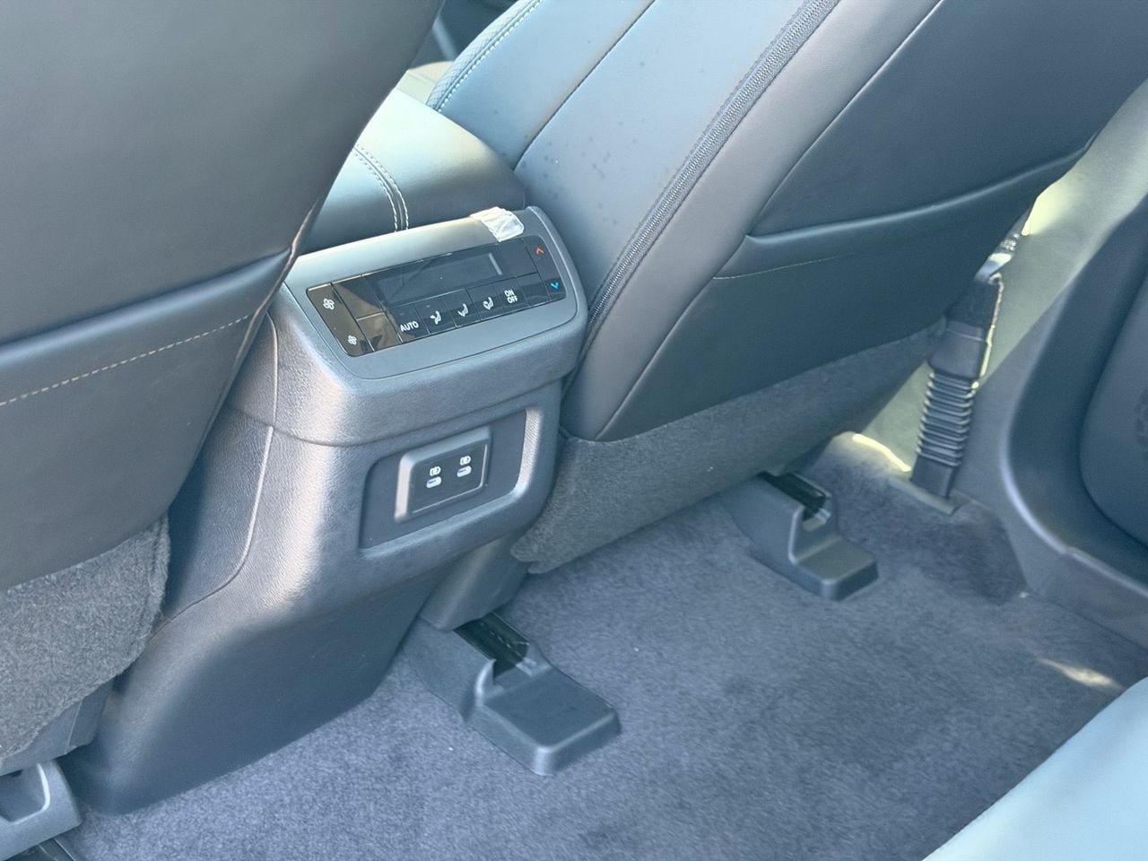 New 2026 Nissan Pathfinder SL FWD image 15