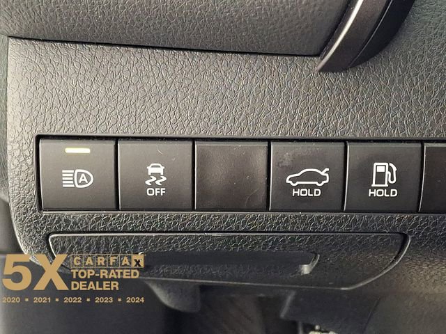 Used 2024 Toyota Camry SE image 29