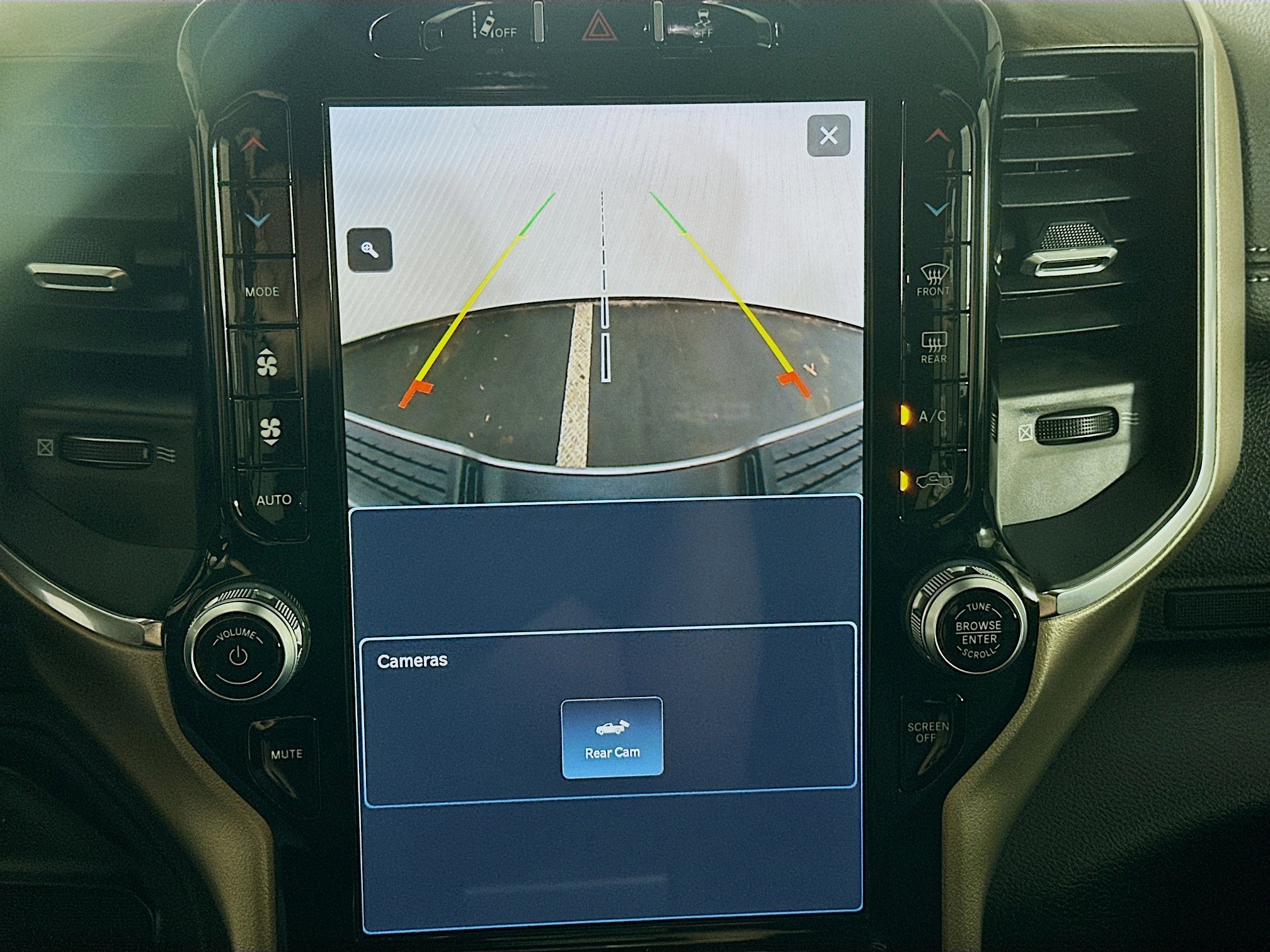 Used 2024 RAM 2500 Laramie w/ Safety Group image 23