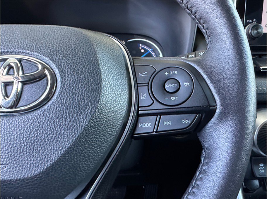 Used 2024 Toyota RAV4 XLE Premium w/ Weather Package AWD/4WD image 15