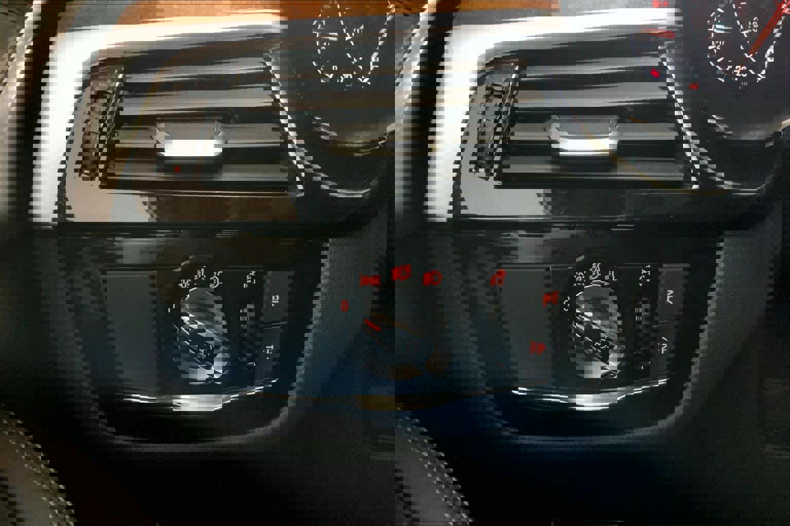 Used 2019 BMW 530i xDrive w/ Executive Package image 33