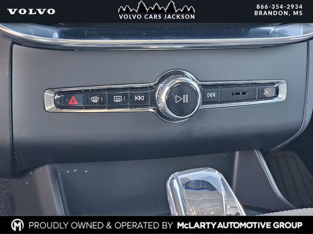 New 2026 Volvo XC90 B6 Plus w/ Protection Package Premier image 19