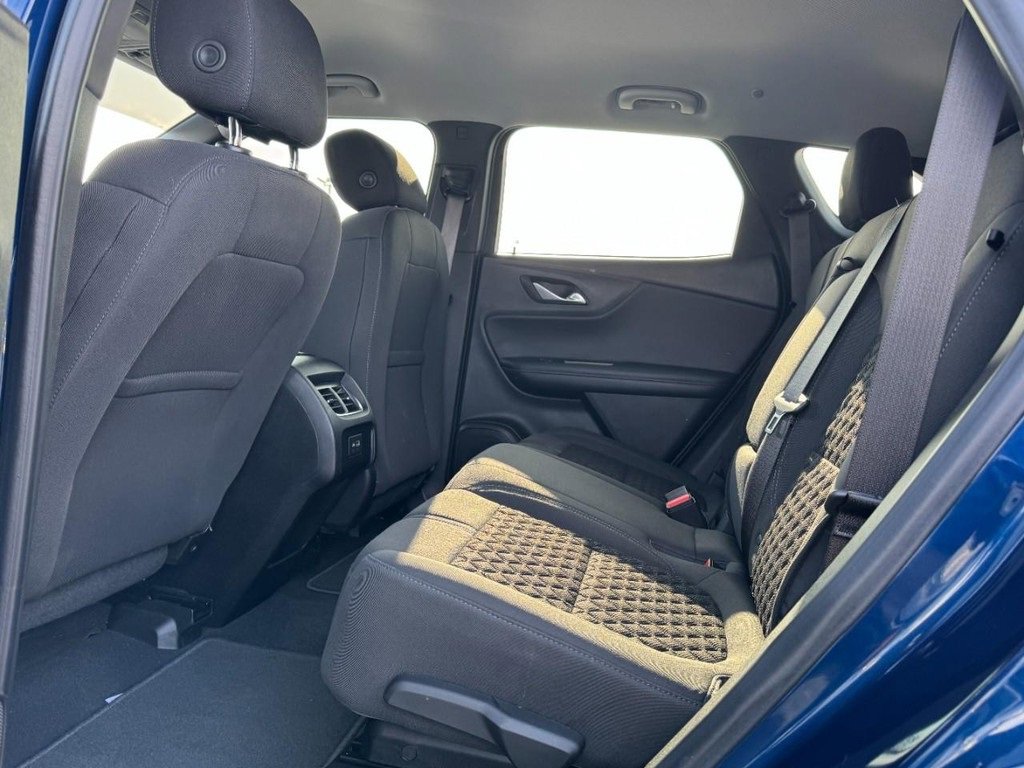 Used 2022 Chevrolet Blazer LT image 10