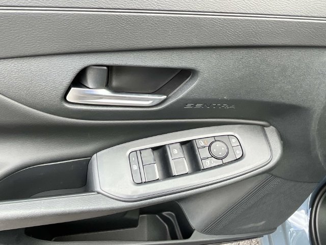 New 2026 Nissan Sentra SV w/ SV Convenience Package FWD image 22