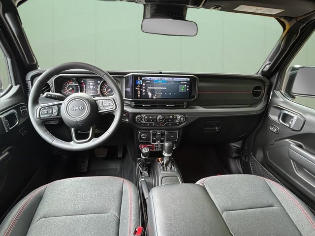 Certified 2025 Jeep Gladiator Rubicon w/ Convenience Group AWD/4WD image 20