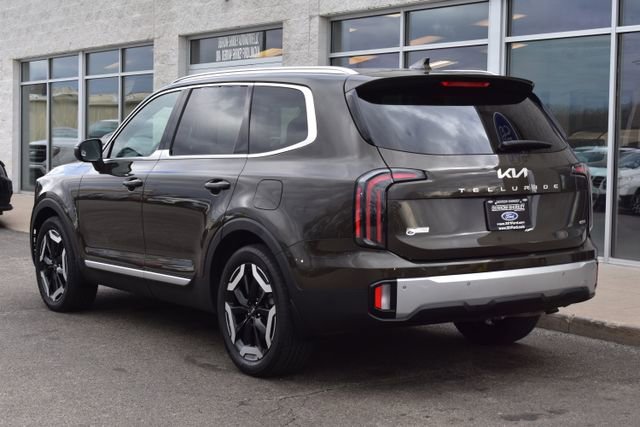Used 2023 Kia Telluride EX X-Line image 9