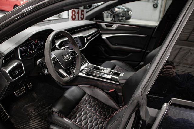 Used 2023 Audi RS 7 Sportback w/ Black Optic Package image 7