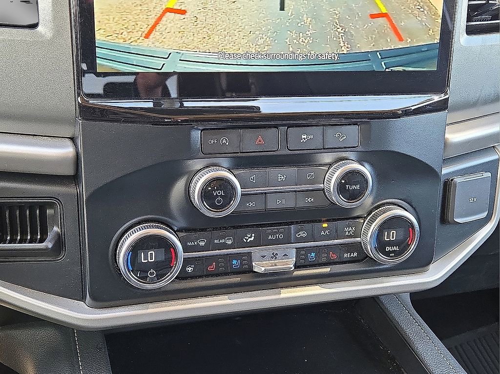 Used 2024 Ford Expedition XLT image 29