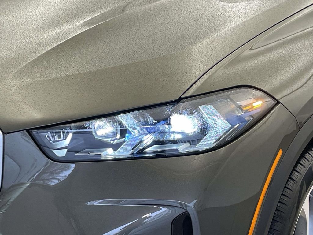 New 2026 BMW X5 xDrive50e AWD/4WD image 9