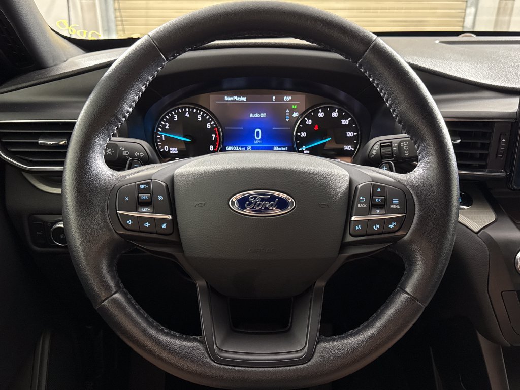 Used 2020 Ford Explorer XLT w/ Equipment Group 202A RWD image 15