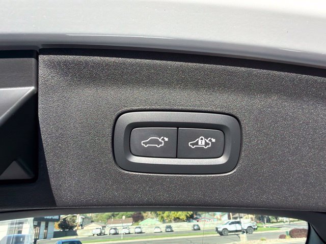 Used 2023 Polestar Polestar 2 w/ Pilot Pack AWD/4WD image 8