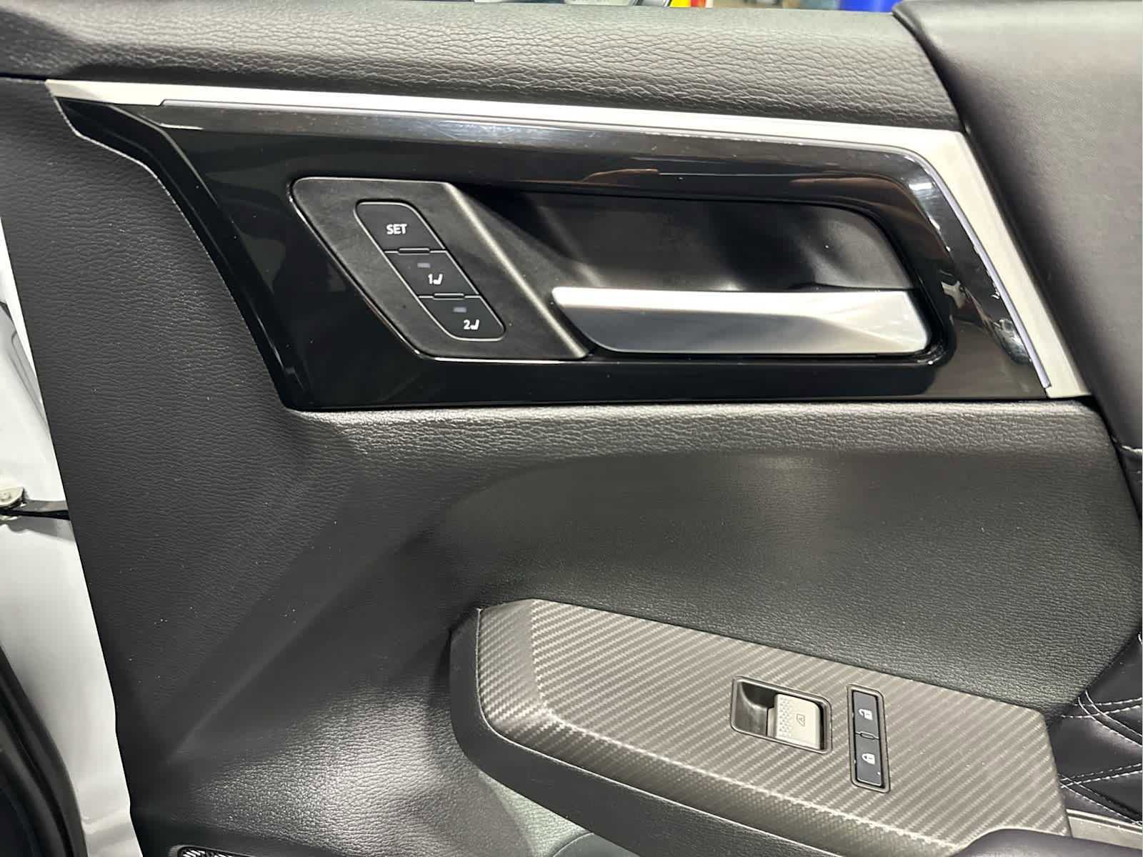 Used 2024 Mitsubishi Outlander SEL image 31