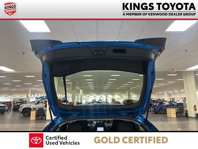 Certified 2021 Toyota Prius LE image 22