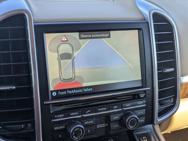 Used 2014 Porsche Cayenne Platinum Edition image 13