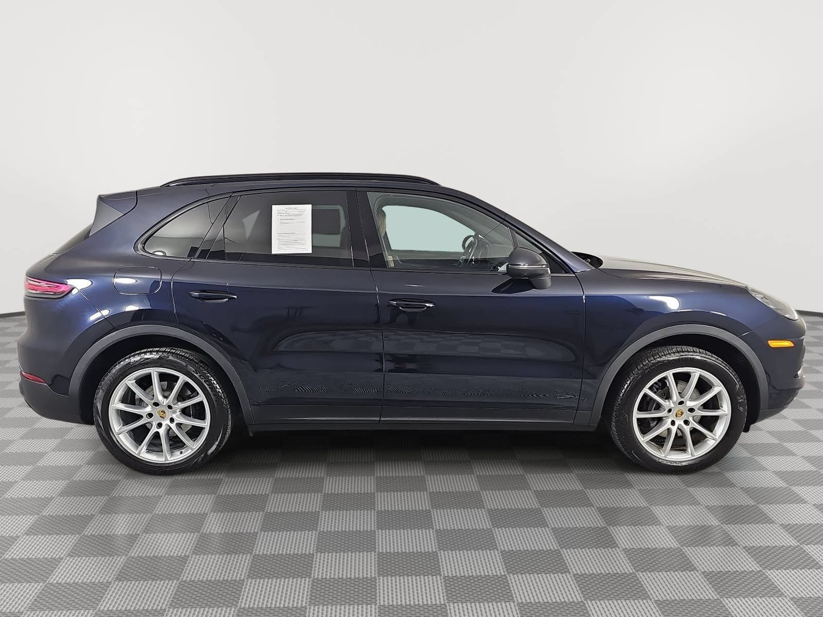 Used 2019 Porsche Cayenne w/ Premium Plus Package AWD/4WD image 9