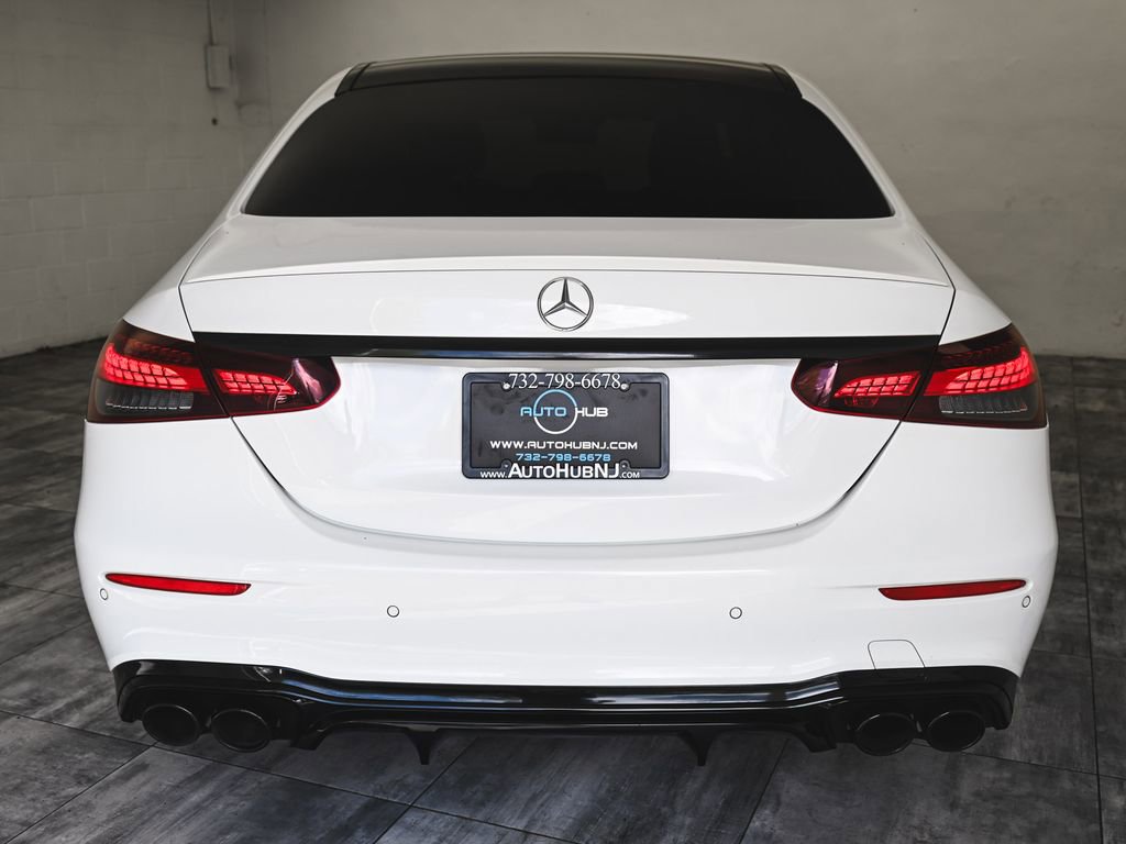 Used 2022 Mercedes-Benz E 53 AMG 4MATIC Sedan image 5
