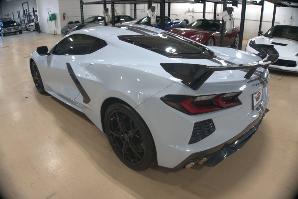 Used 2020 Chevrolet Corvette Stingray Premium Cpe w/ 3LT Preferred Equipment Group RWD image 3