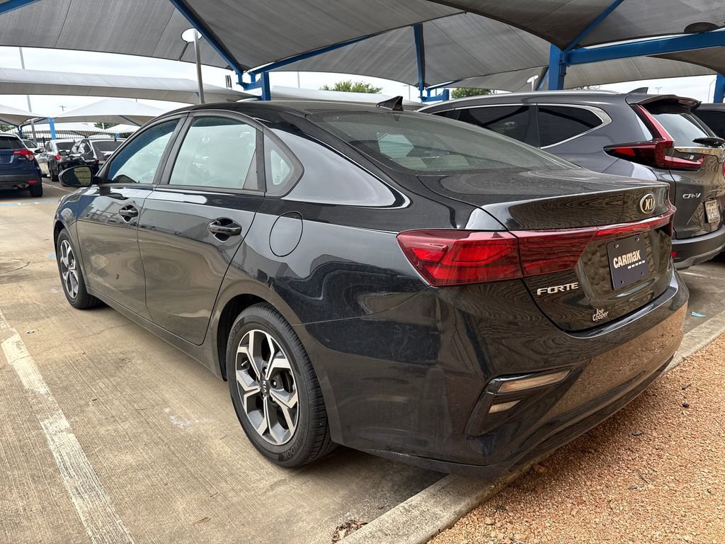 Used 2019 Kia Forte LXS FWD image 6