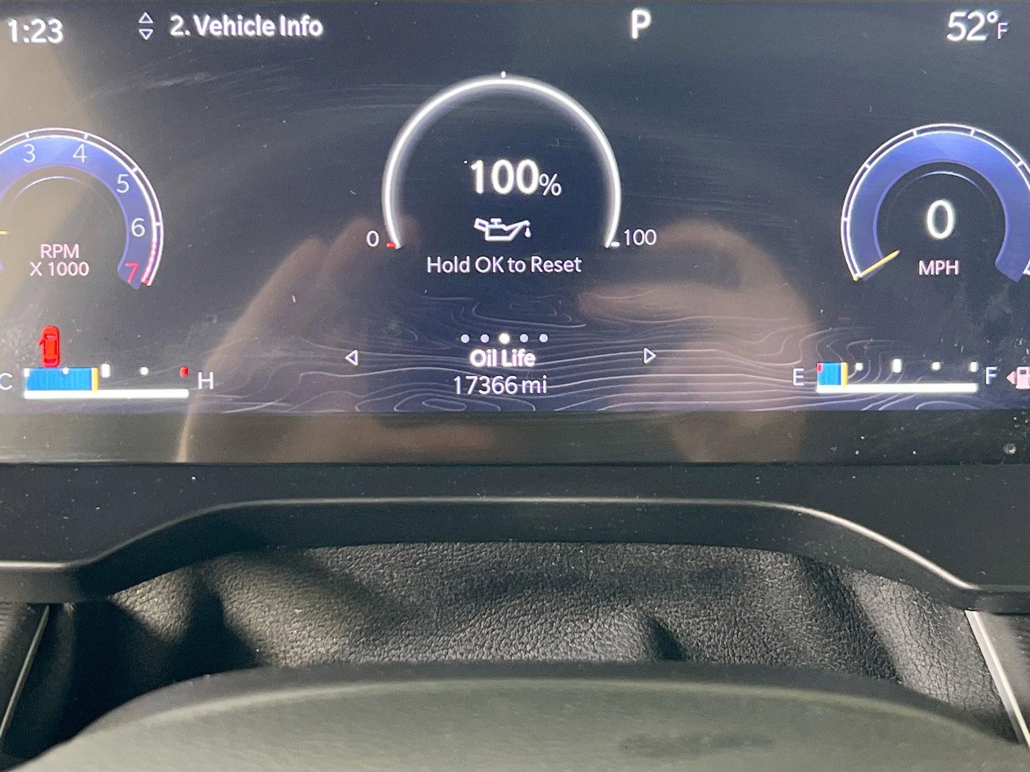 Used 2023 Jeep Grand Cherokee L Laredo image 11