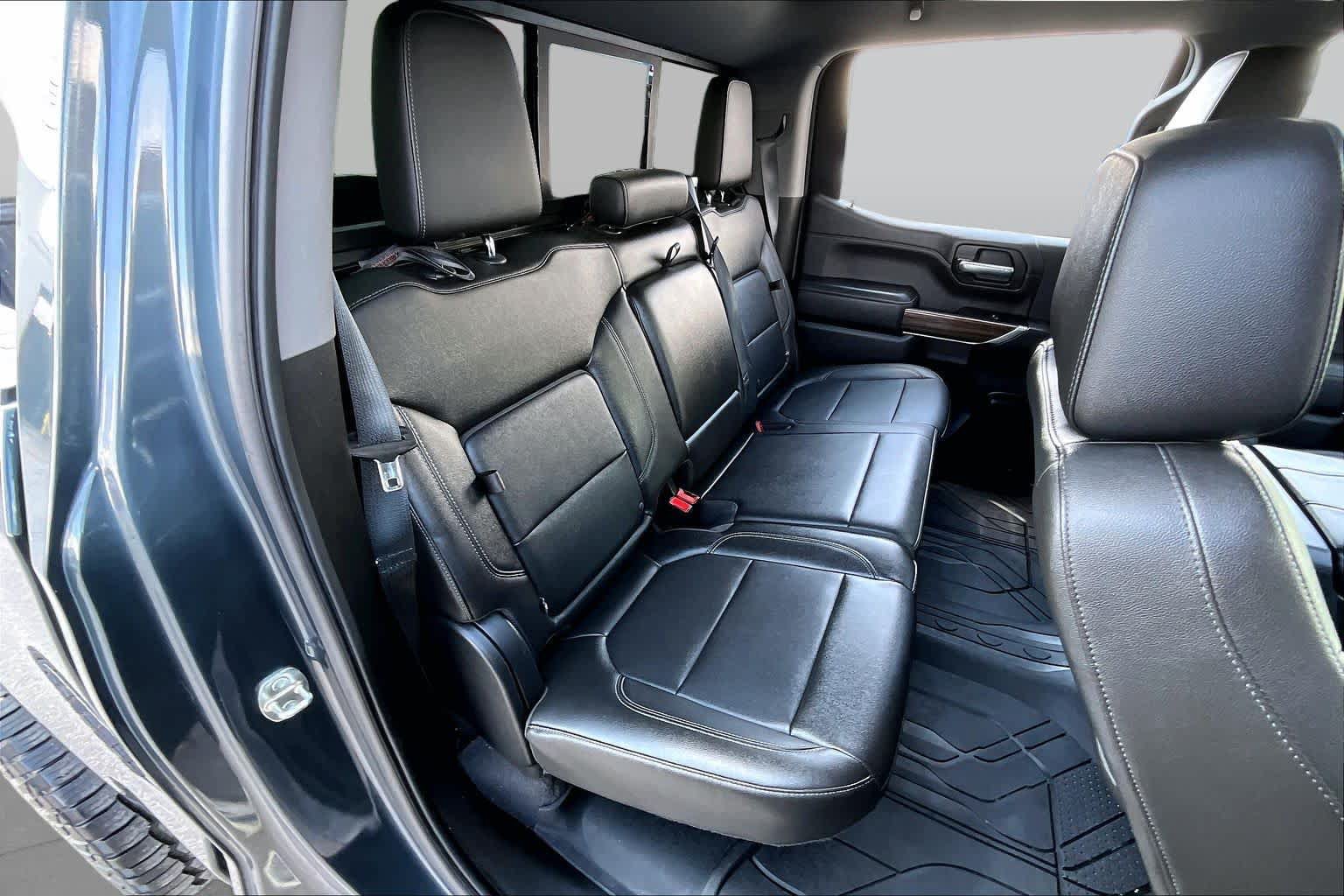 Used 2019 Chevrolet Silverado 1500 LT Trail Boss AWD/4WD image 19