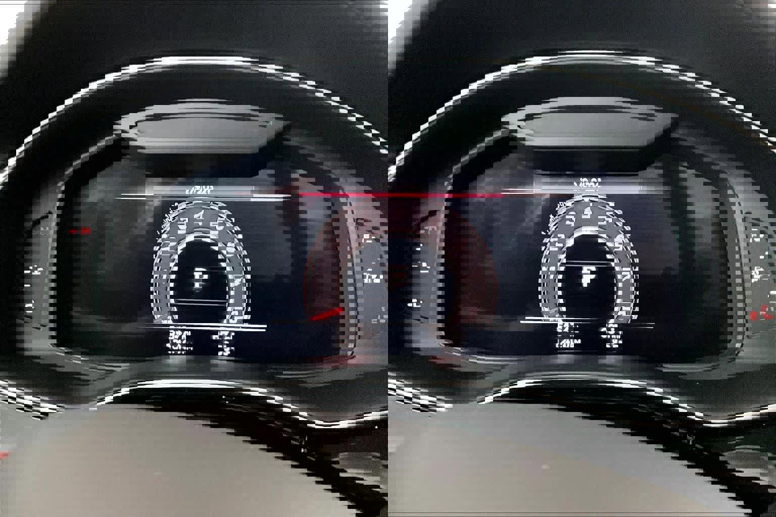 Used 2025 Audi RS Q8 performance image 26