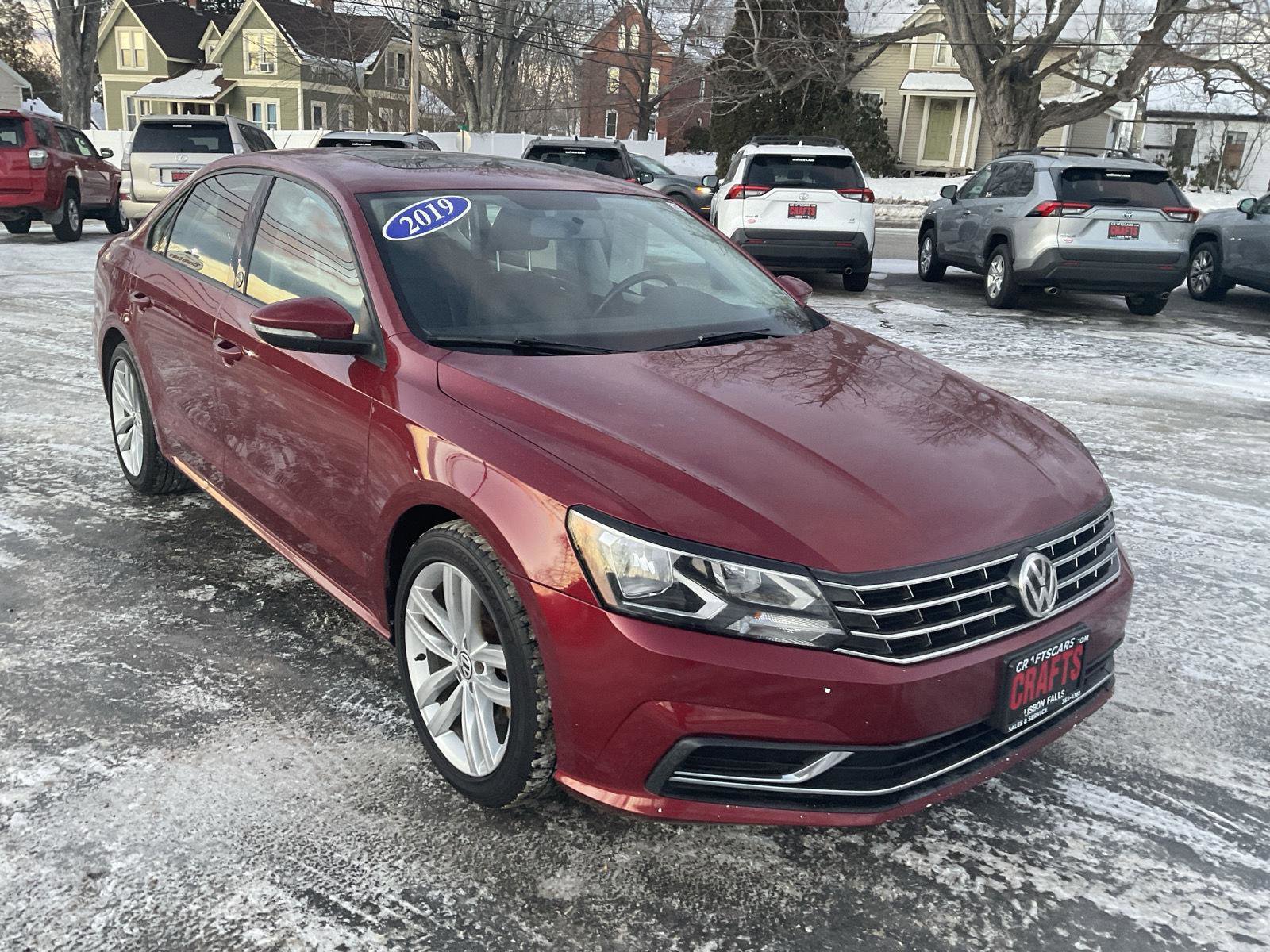 Used 2019 Volkswagen Passat 2.0T Wolfsburg w/ Wheels & Sunroof Package image 7