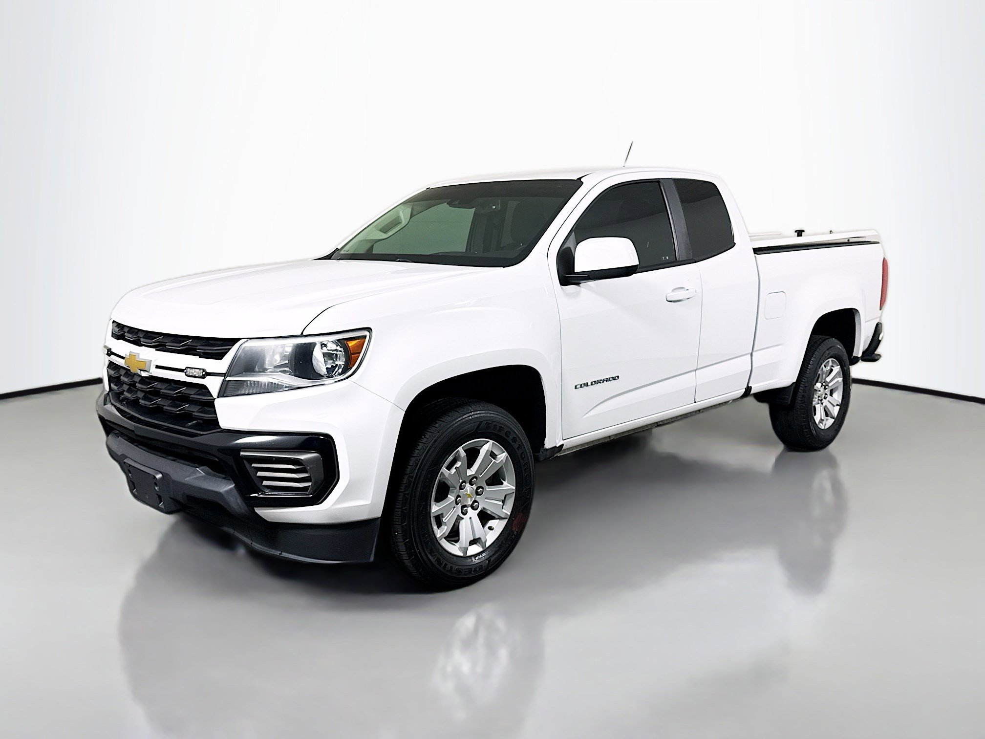 Used 2022 Chevrolet Colorado LT w/ Fleet Safety Package image 4