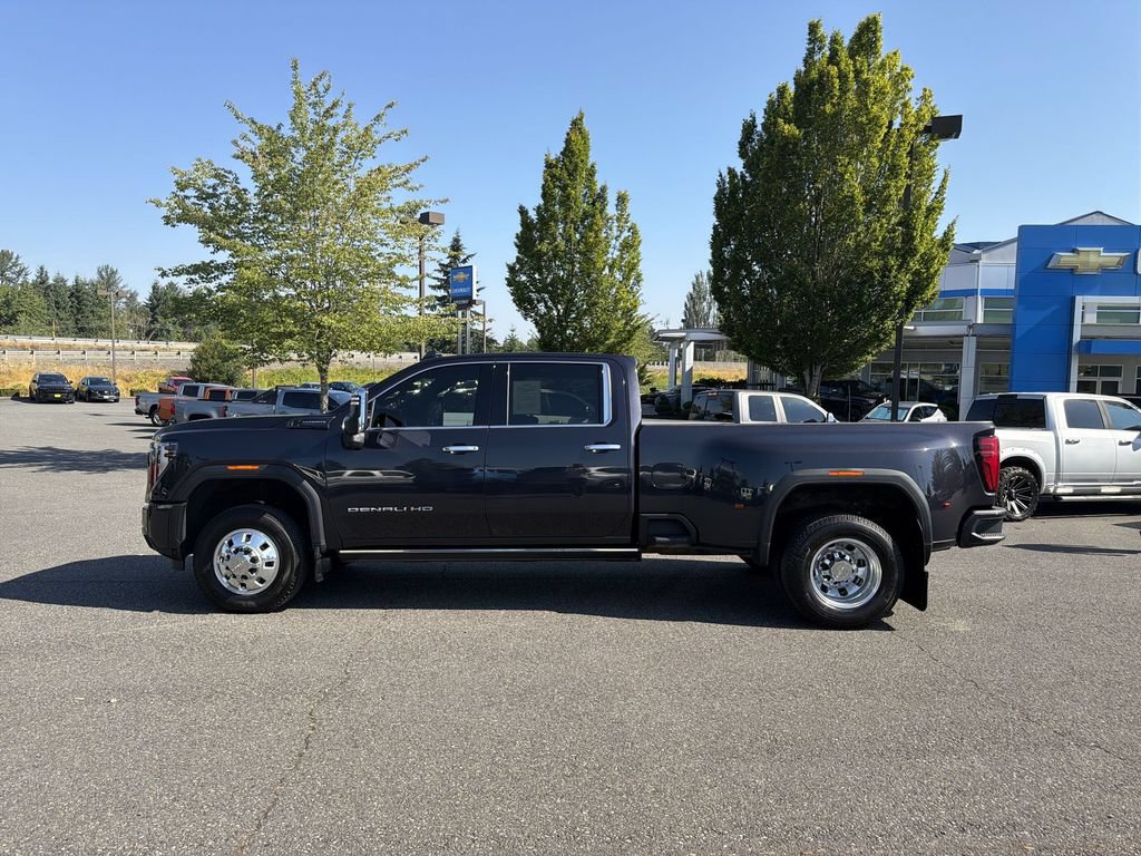 Certified 2024 GMC Sierra 3500 Denali Ultimate AWD/4WD image 6
