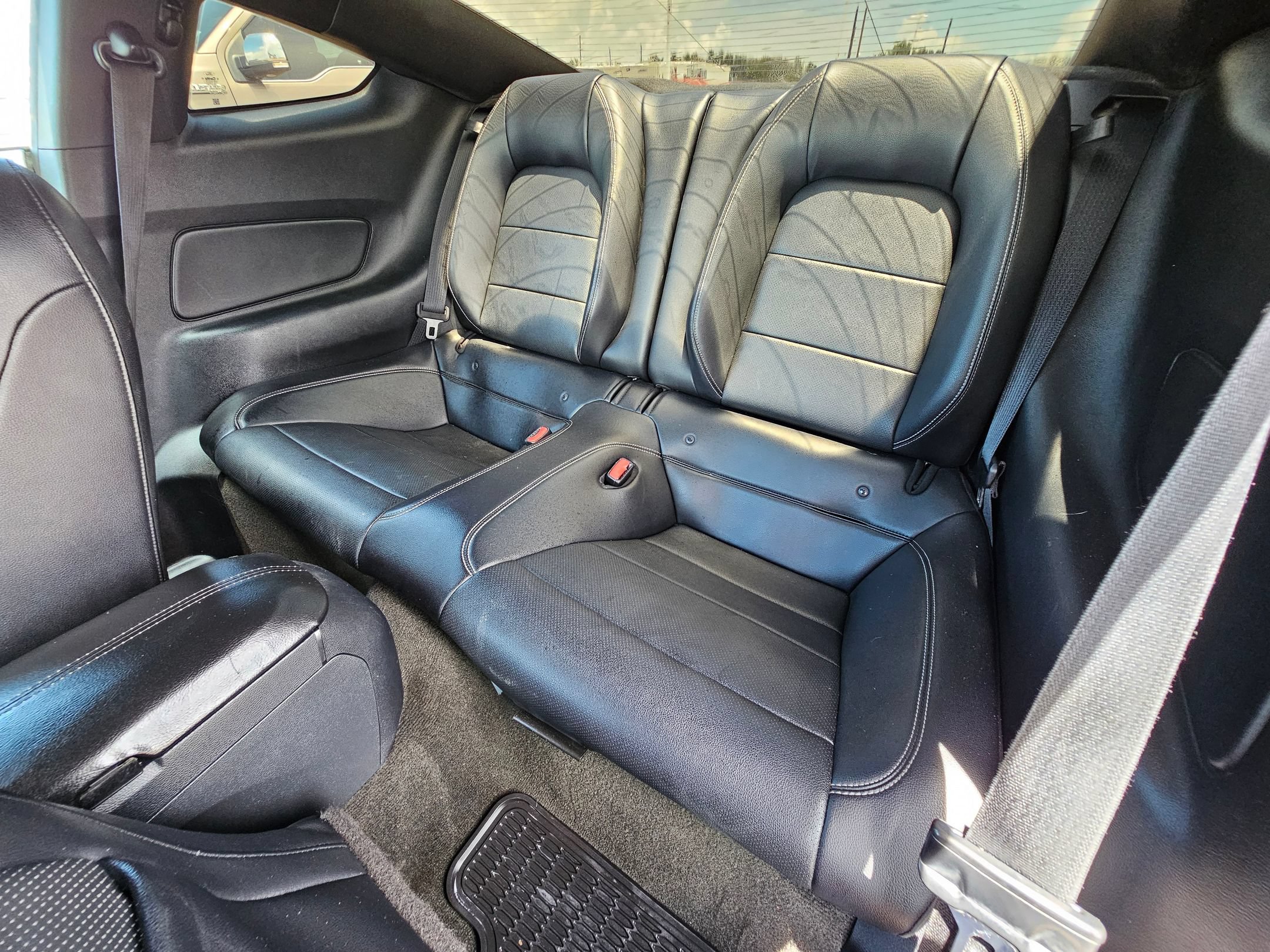 Used 2015 Ford Mustang GT Premium RWD image 24