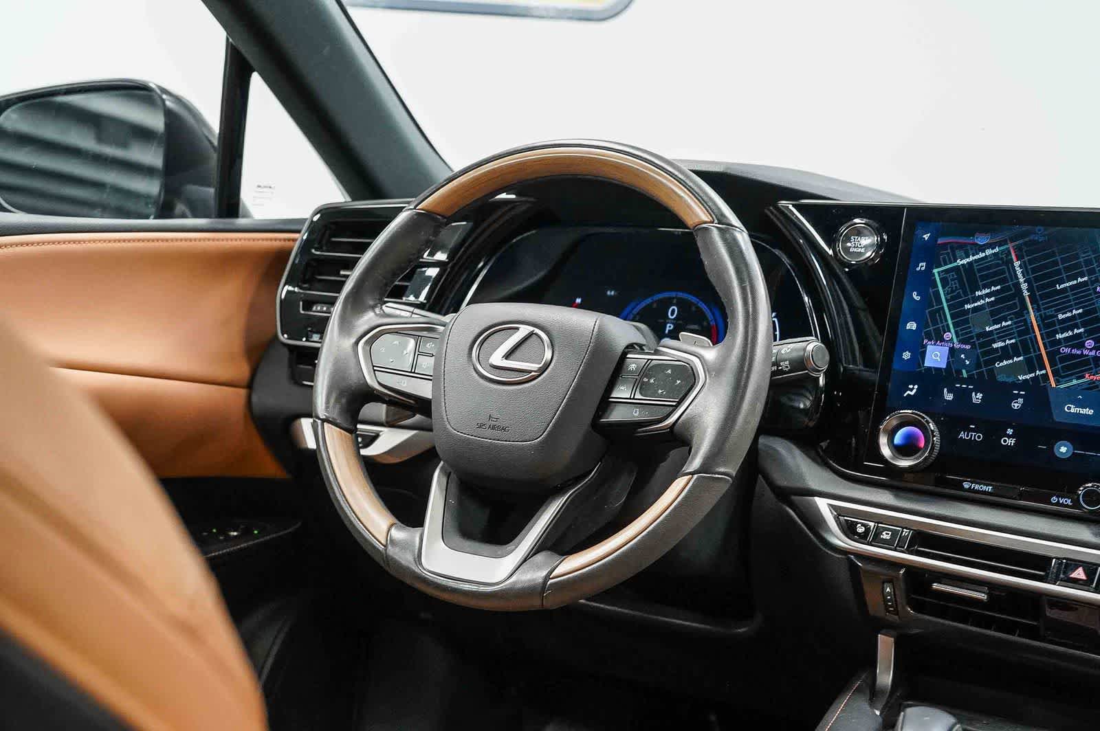 Used 2024 Lexus RX 350 Premium Plus w/ Convenience Package FWD image 15