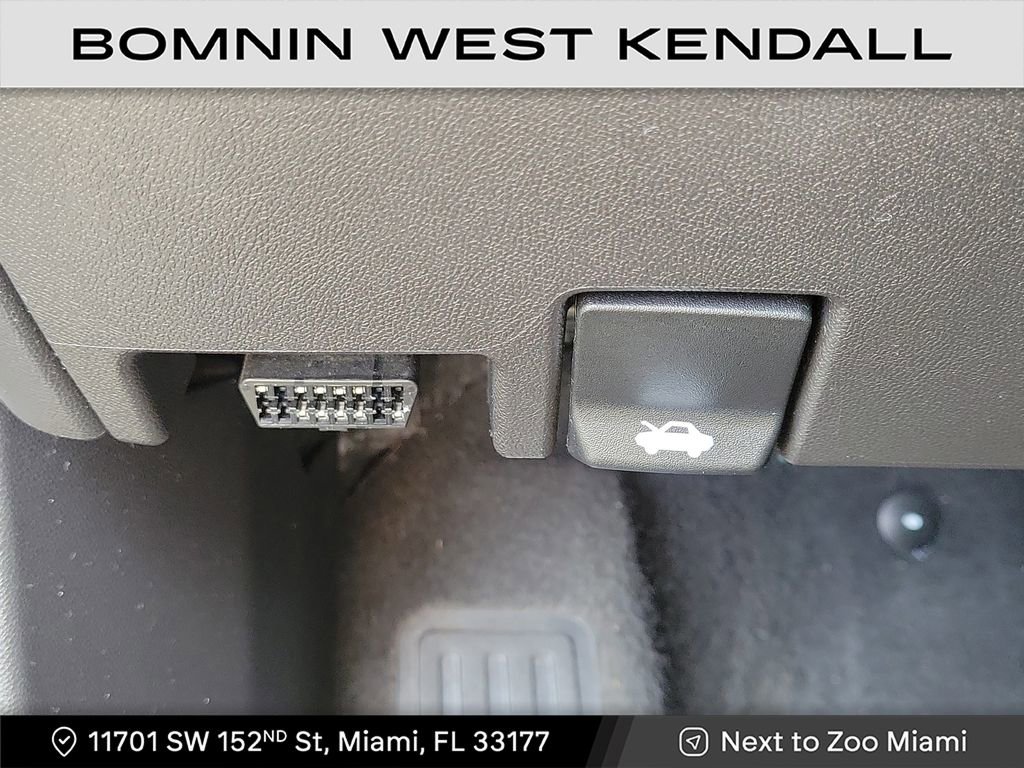 Used 2023 Chevrolet Equinox LS image 22