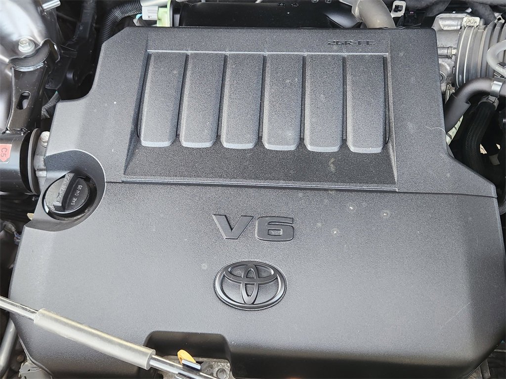 Used 2016 Toyota Highlander Limited Platinum image 16