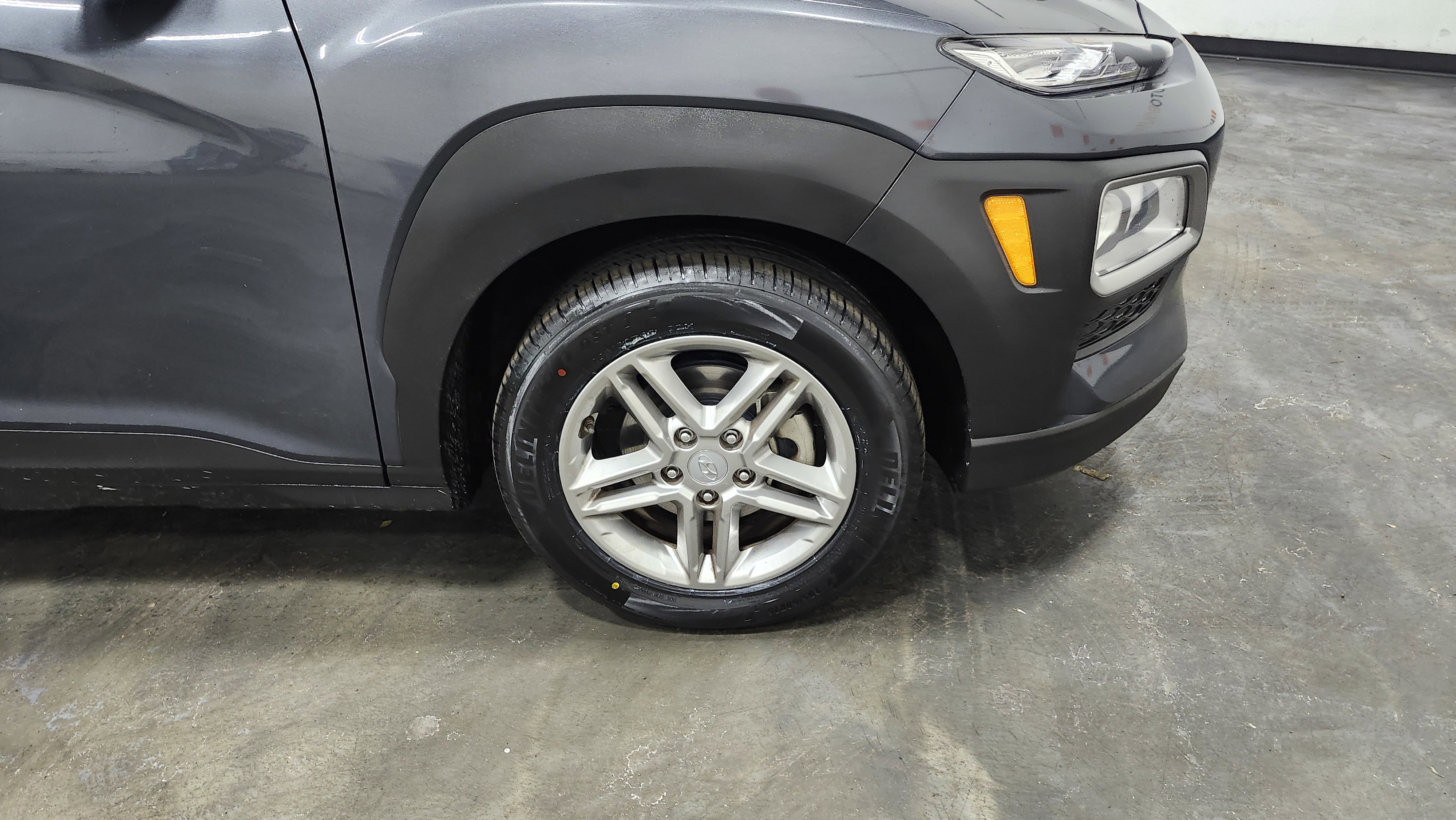 Used 2021 Hyundai Kona SE image 9