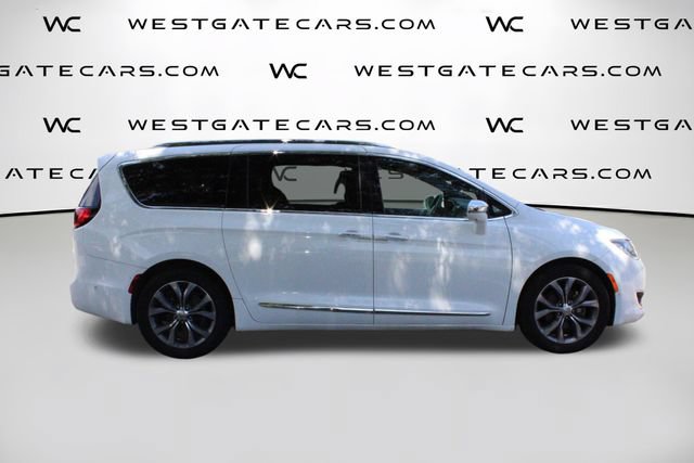 Used 2020 Chrysler Pacifica Limited FWD image 46