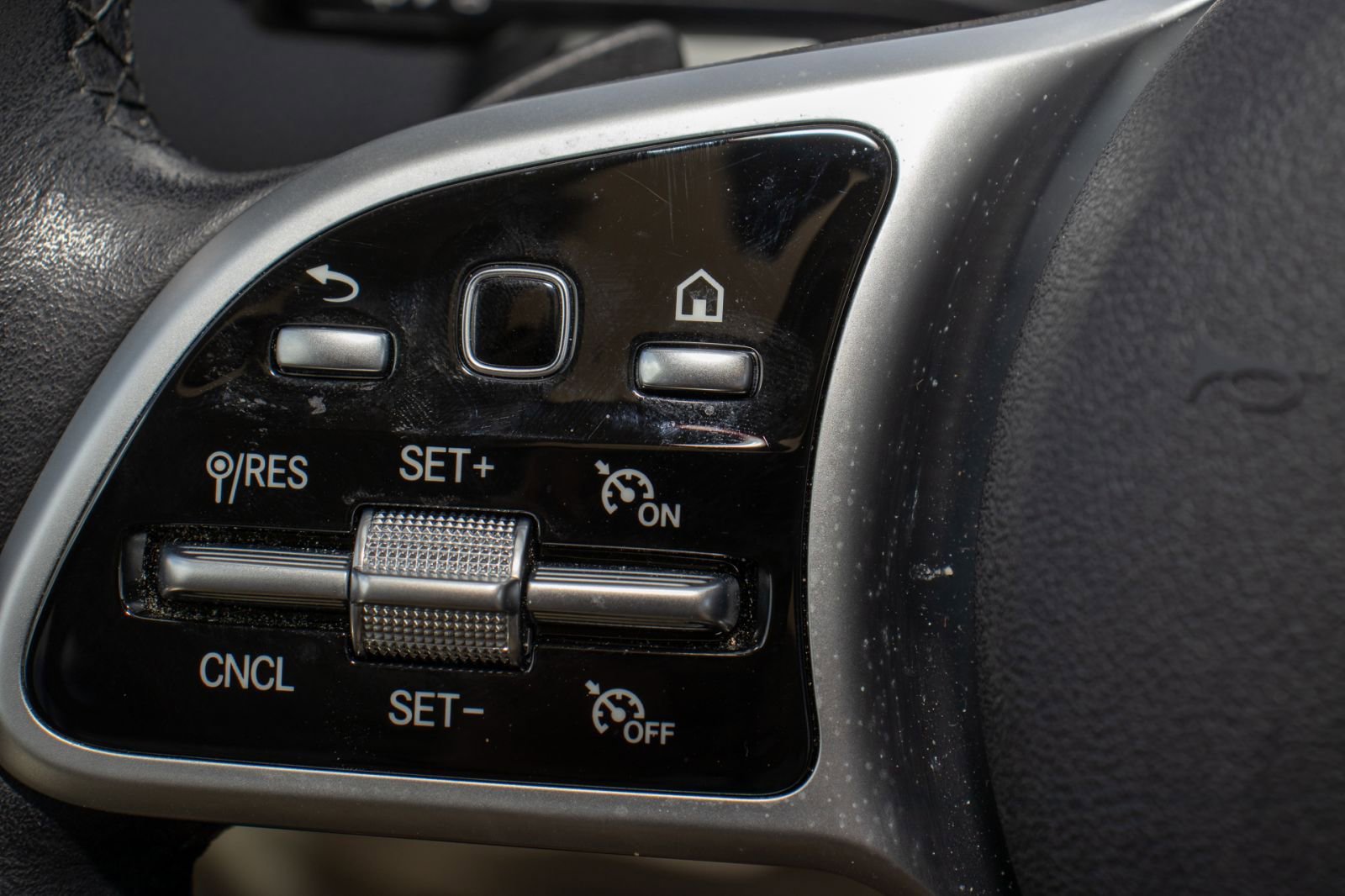 Used 2020 Mercedes-Benz GLB 250 image 28