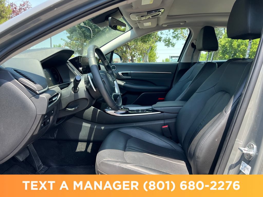Used 2022 Hyundai Sonata Limited FWD image 11