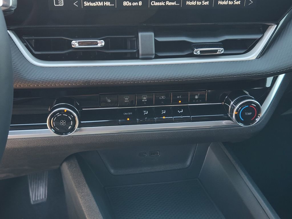 New 2026 Chevrolet Equinox LT image 14