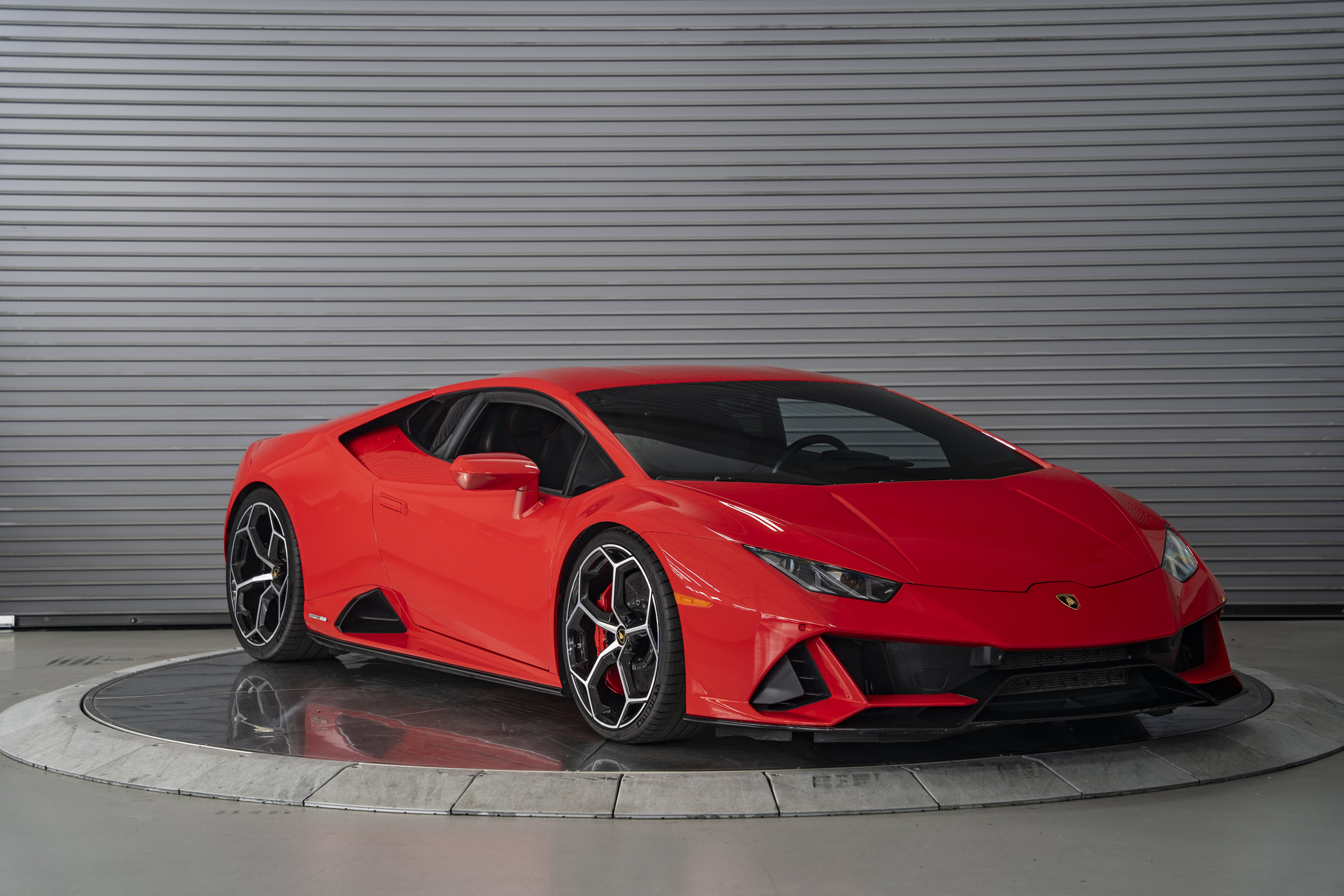 Used 2020 Lamborghini Huracan EVO AWD/4WD image 6