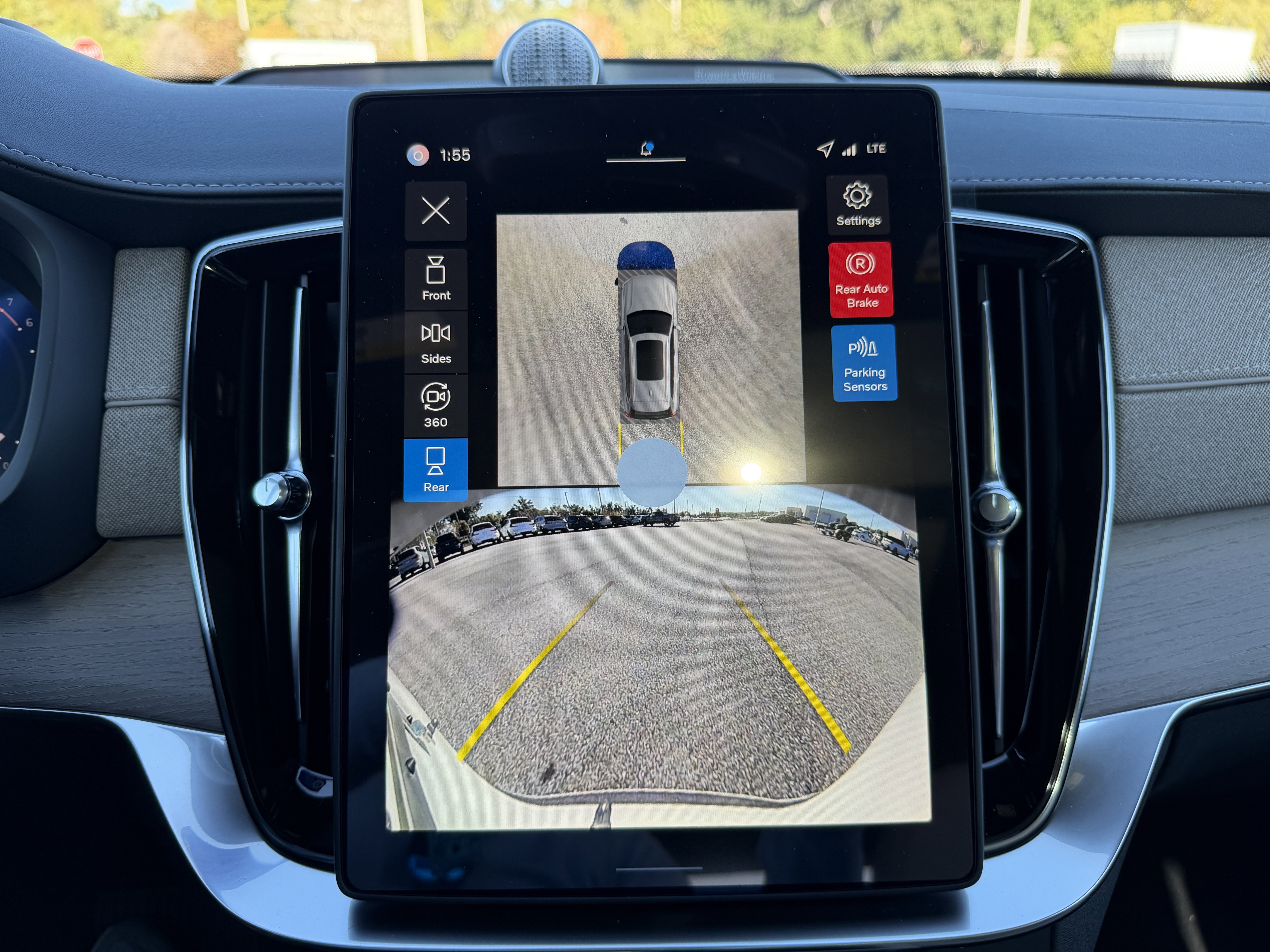 New 2026 Volvo XC90 B5 Ultra image 22