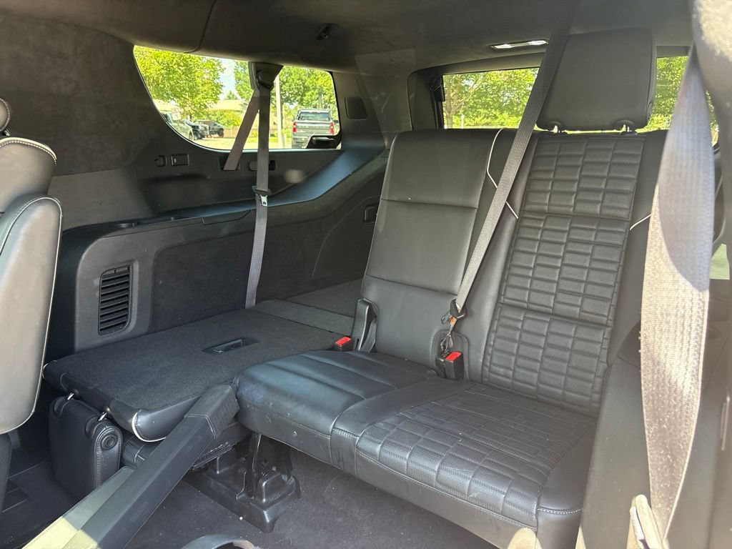 Used 2022 Cadillac Escalade ESV Sport Platinum w/ LPO, ONYX Package AWD/4WD image 21