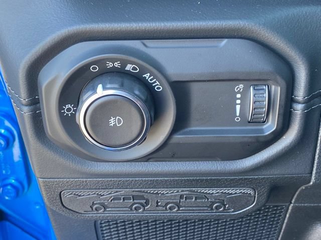 New 2025 Jeep Wrangler Unlimited Sahara AWD/4WD image 27