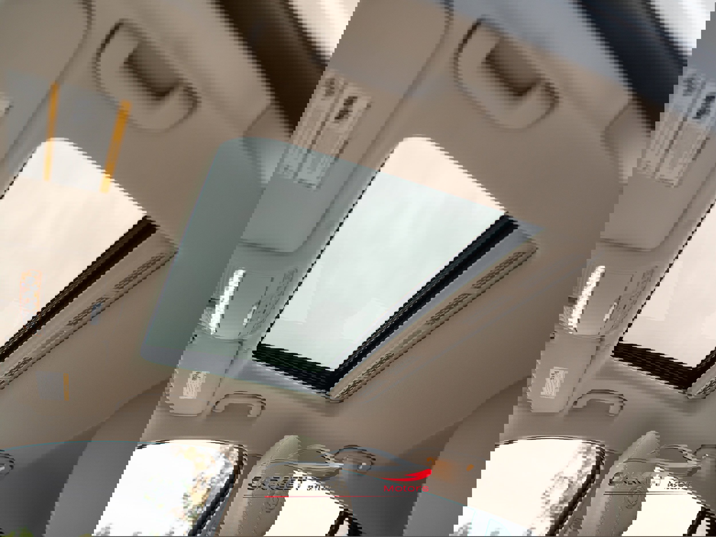 Used 2020 Mercedes-Benz GLC 300 4MATIC image 37