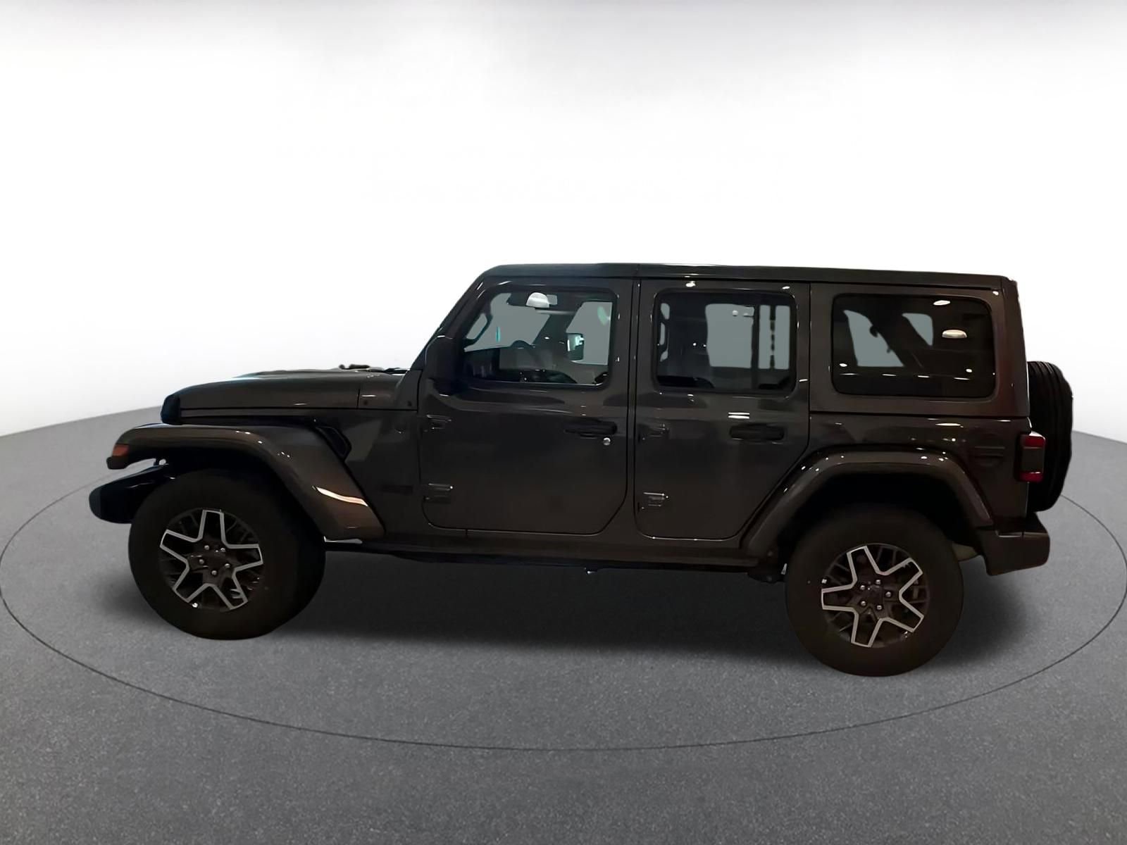 Used 2025 Jeep Wrangler Unlimited Sahara AWD/4WD video 2